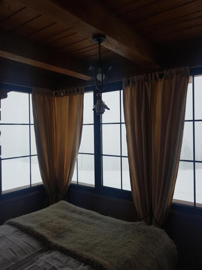 Tulean Cabin Sacel  Екстер'єр фото